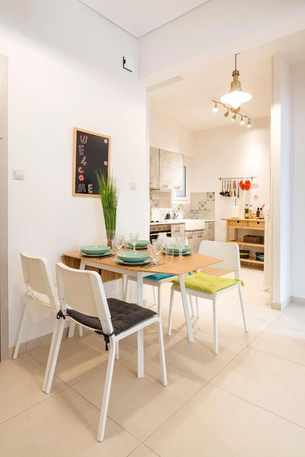 1 Km From The Acropolis 1 Bedroom Apt Netflix And Washing Machine Athens Ngoại thất bức ảnh